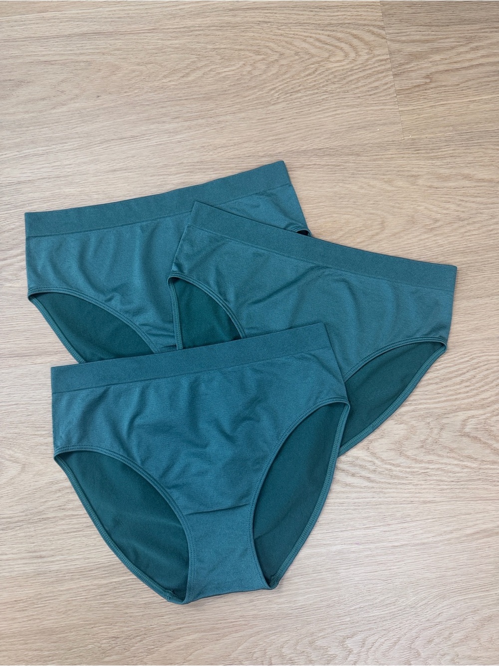 NWOT Quince 3 Pack Smoothing Comfort High Waisted Brief Panties L